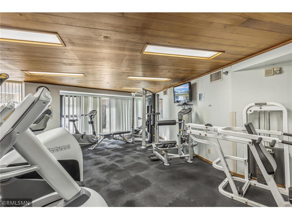 26 10th Street W #601 Saint Paul MN 55102 7048380 image16
