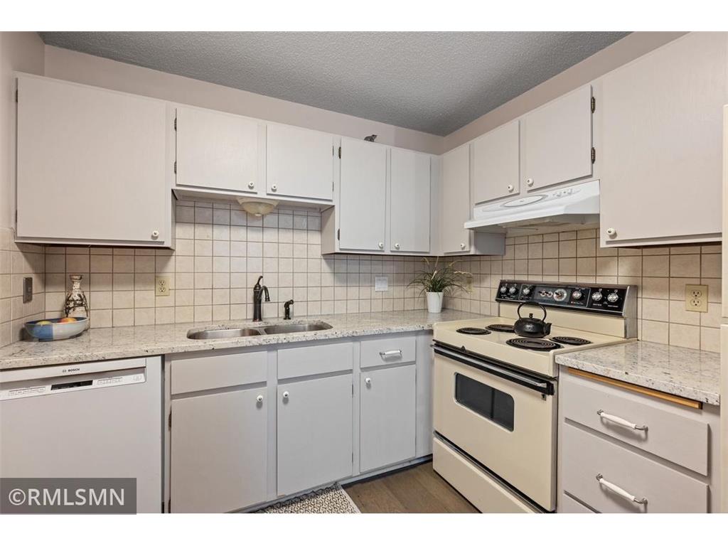 26 10th Street W #601 Saint Paul MN 55102 7048380 image6