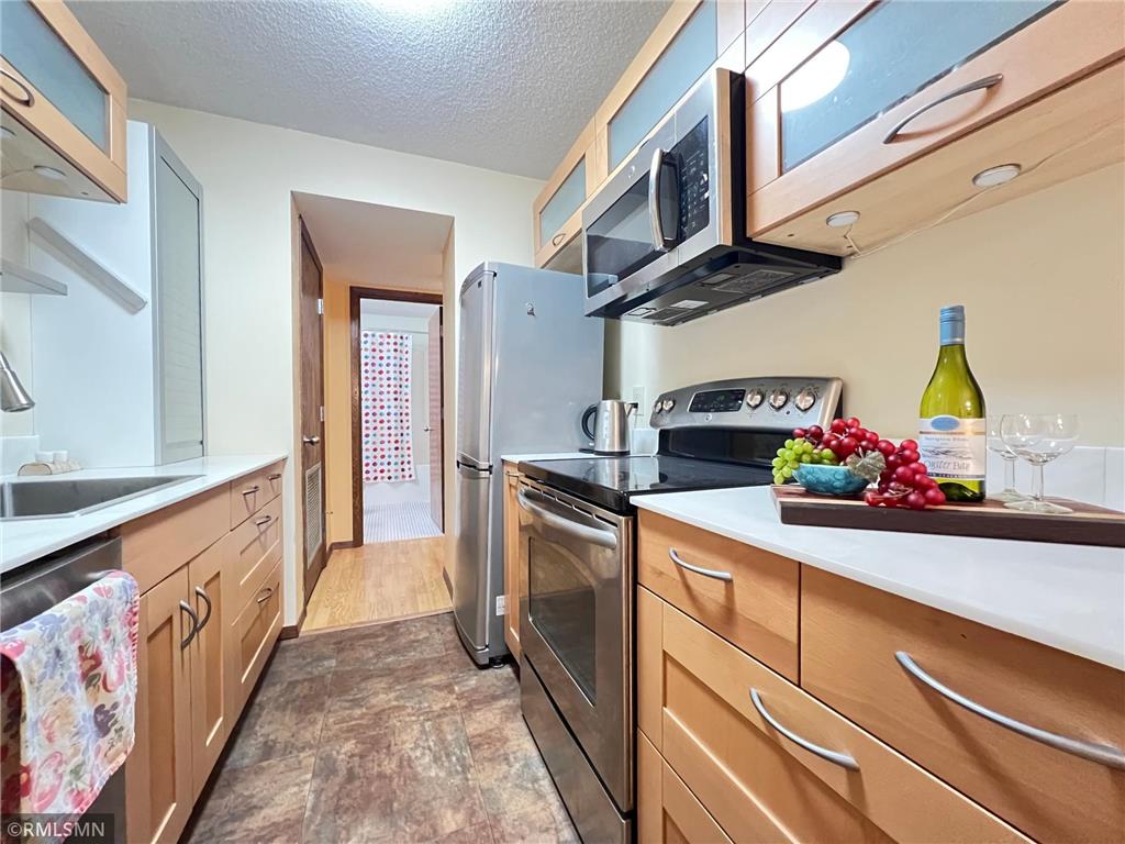 26 10th Street W #607 Saint Paul MN 55102 7066335 image3
