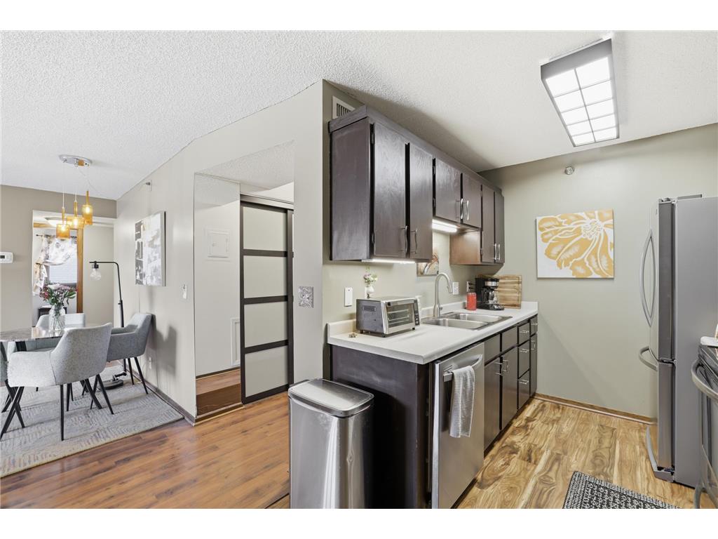 26 10th Street W #610 Saint Paul MN 55102 7032398 image2