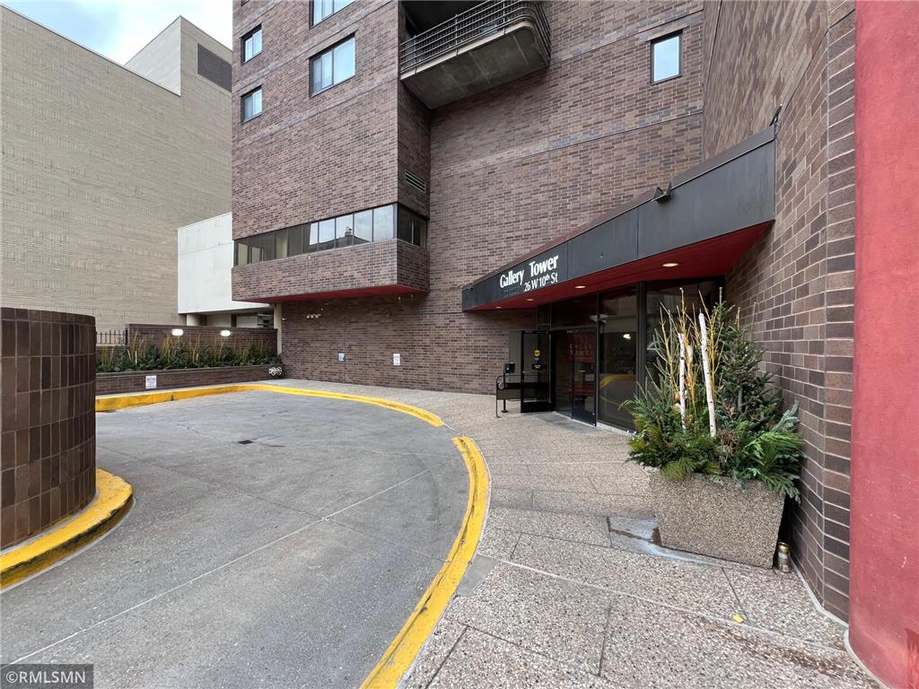 26 10th Street W #803 Saint Paul MN 55102 7062342 image24