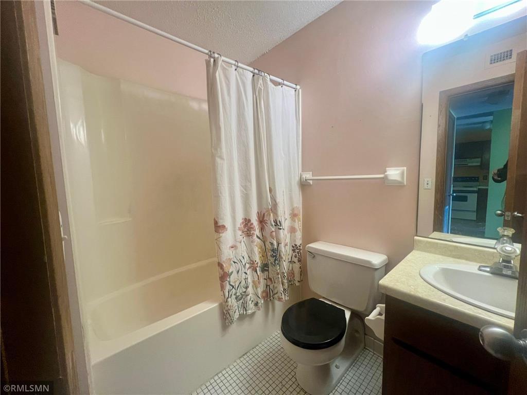 26 10th Street W #803 Saint Paul MN 55102 7062342 image9