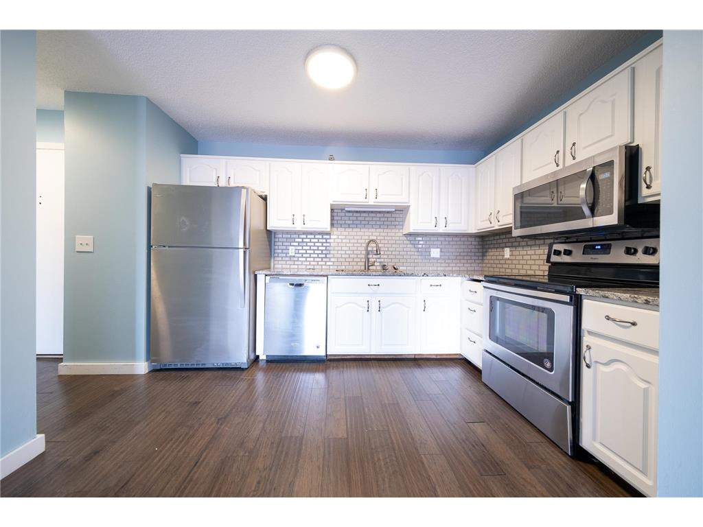 26 10th Street W #804 Saint Paul MN 55102 6802505 image1