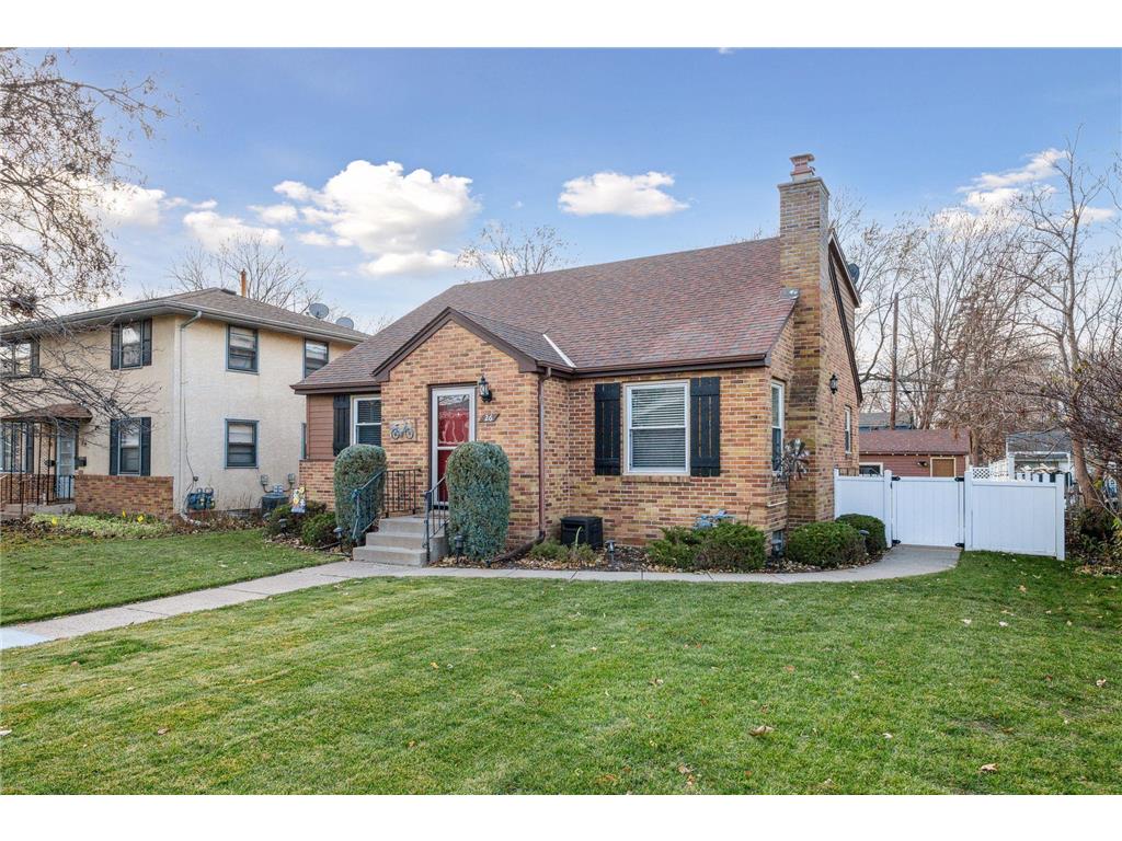 26 16th Avenue N, Hopkins, MN, 55343 MLS 6465389 Edina Realty