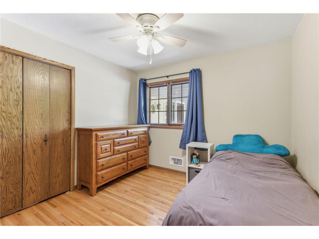 26 19th Avenue SW New Brighton MN 55112 7048603 image17