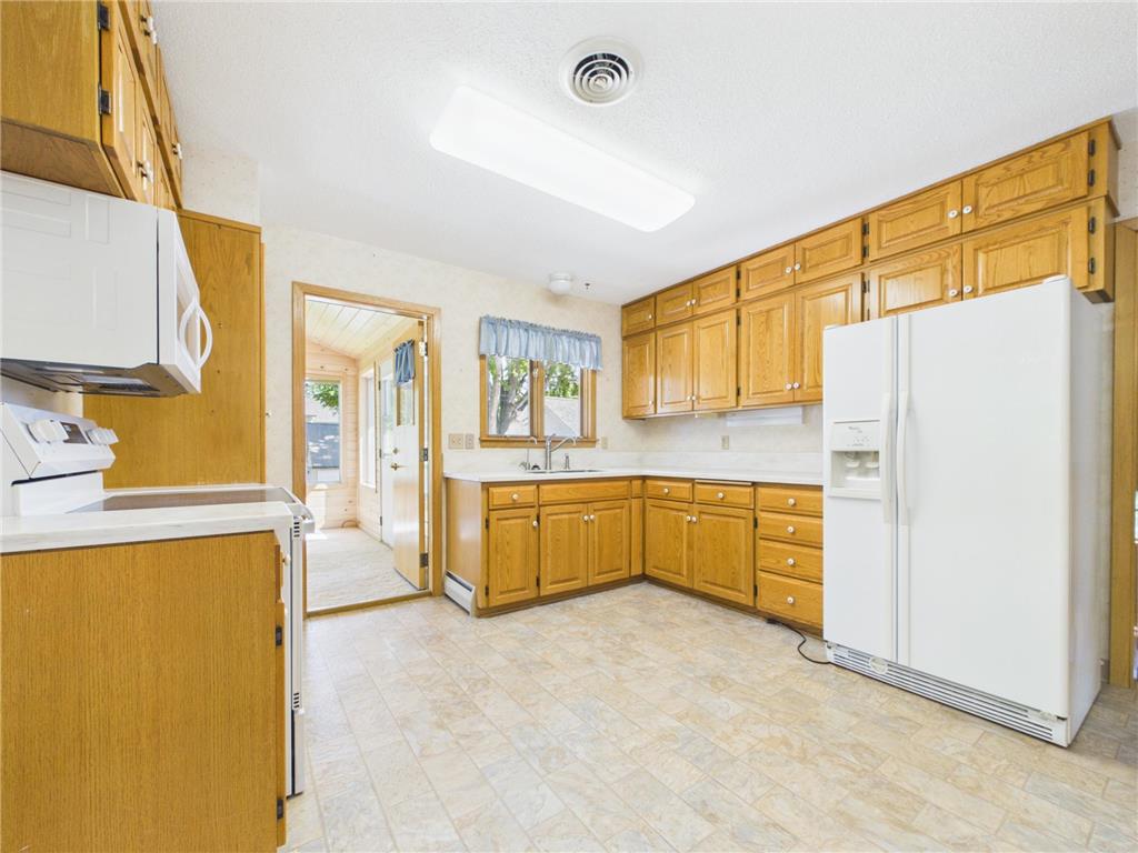 26 3rd Avenue SW Glenwood MN 56334 7082854 image3