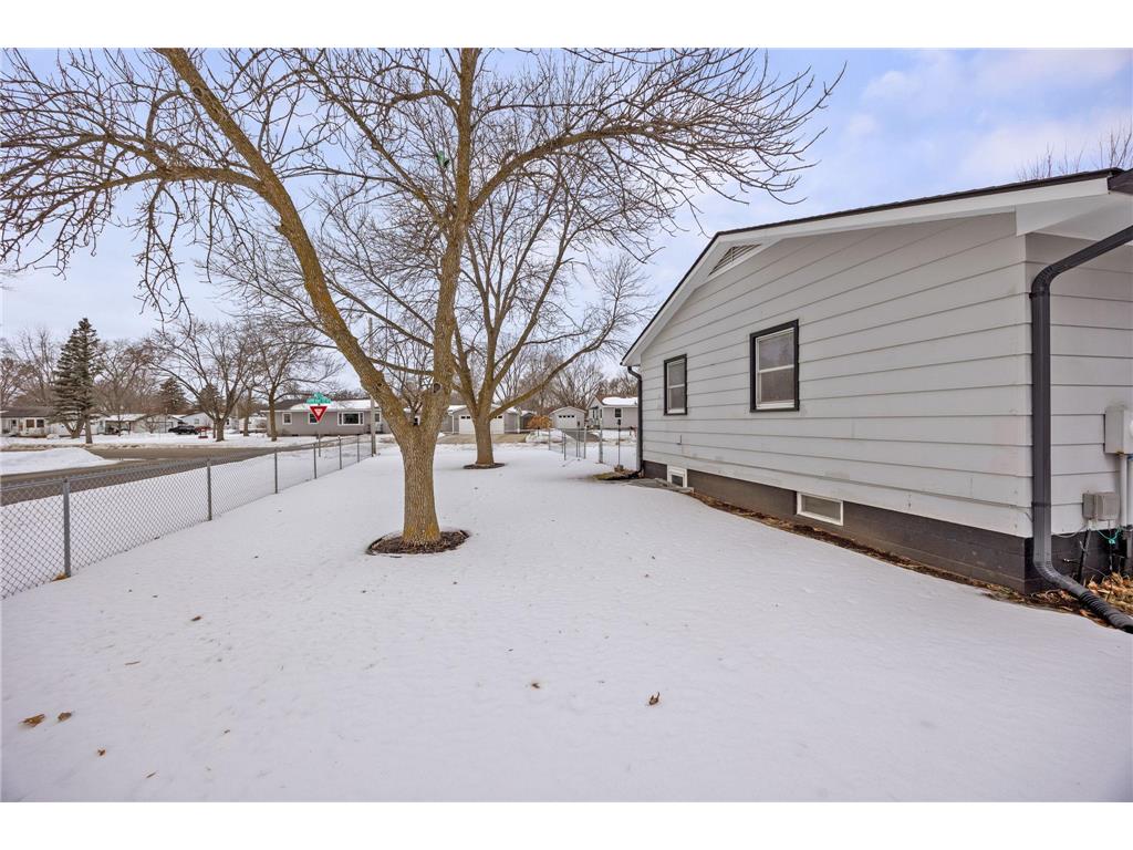 26 4th Avenue SE Saint Joseph MN 56374 7009715 image23