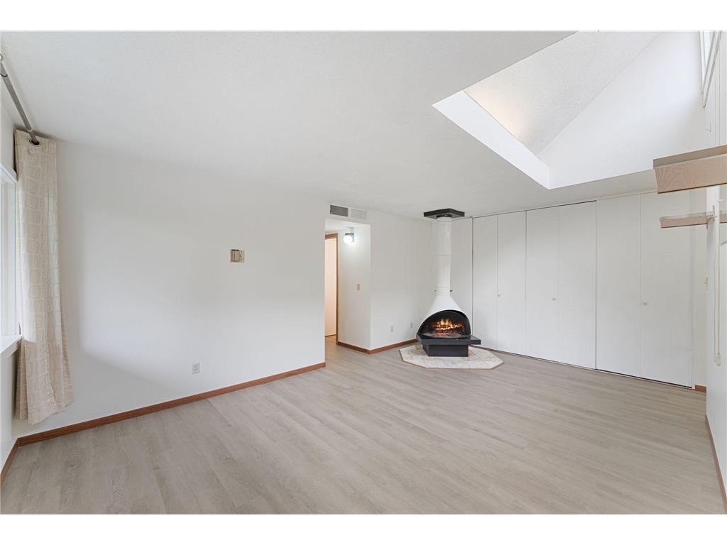 26 Arthur Avenue SE #304 Minneapolis MN 55414 7036143 image3