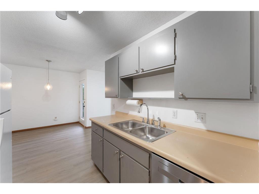 26 Arthur Avenue SE #304 Minneapolis MN 55414 7036143 image9