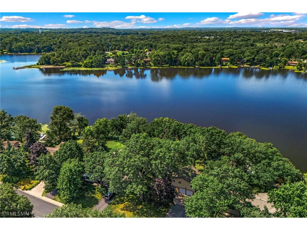 26 E Golden Lake Road Circle Pines MN 55014 - GOLDEN 6753377 image1