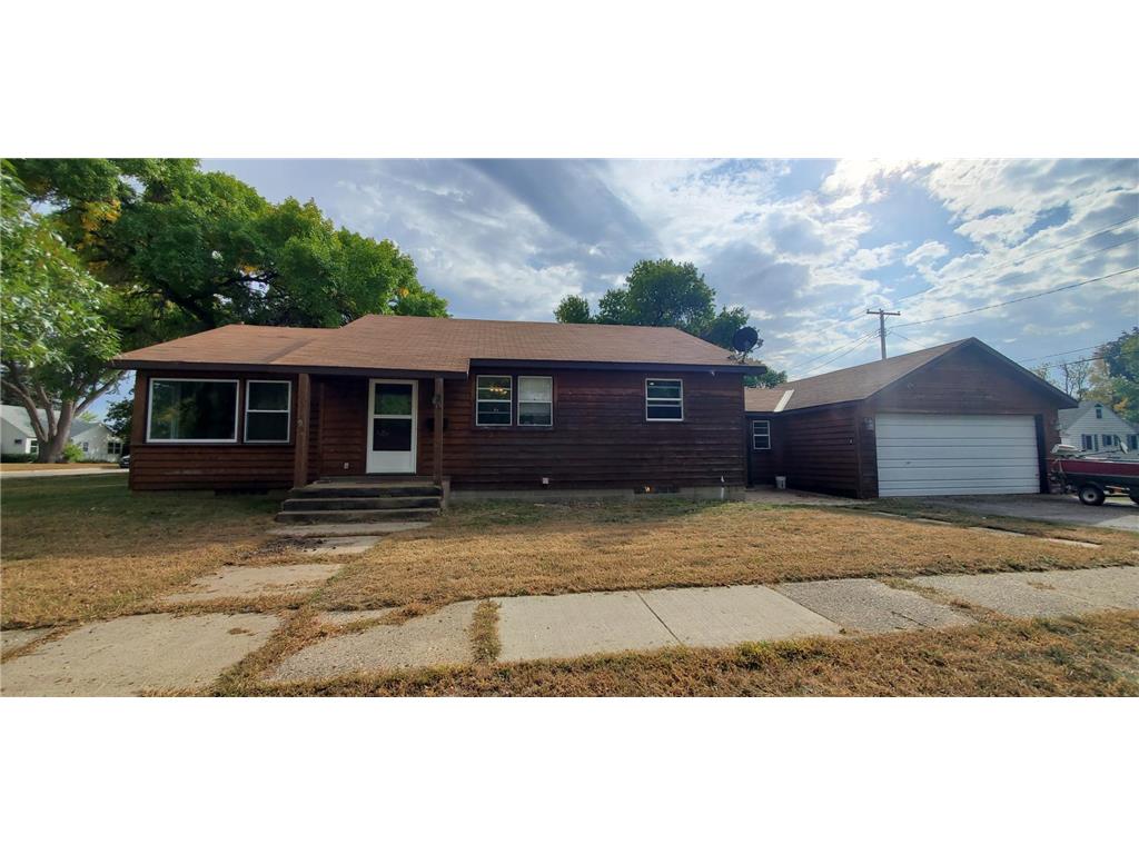 26 S Bordson Street Appleton MN 56208 6268987 image1