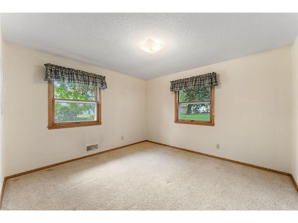 26 W Sandra Lee Drive Saint Paul MN 55119 7069106 image20