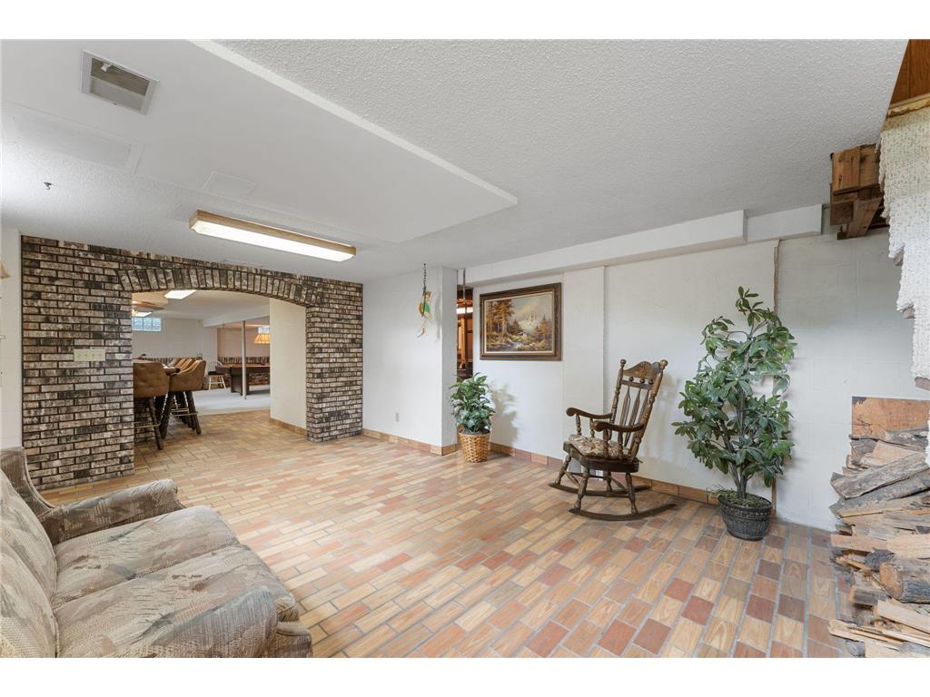 26 W Sandra Lee Drive Saint Paul MN 55119 7069106 image22