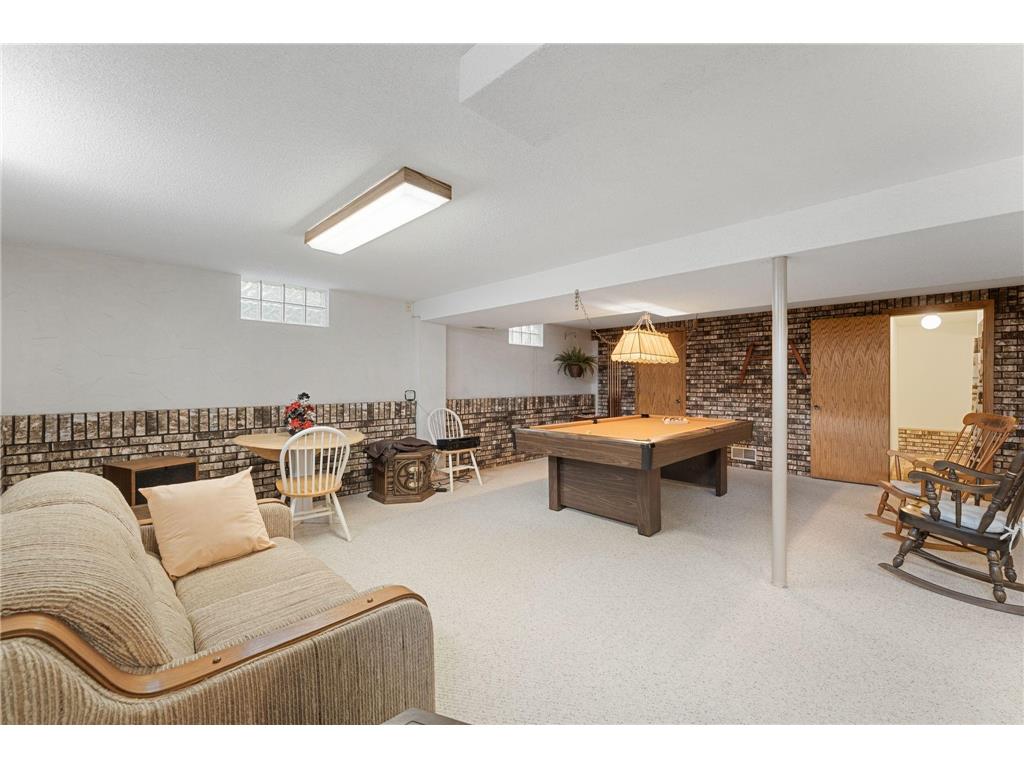 26 W Sandra Lee Drive Saint Paul MN 55119 7069106 image26