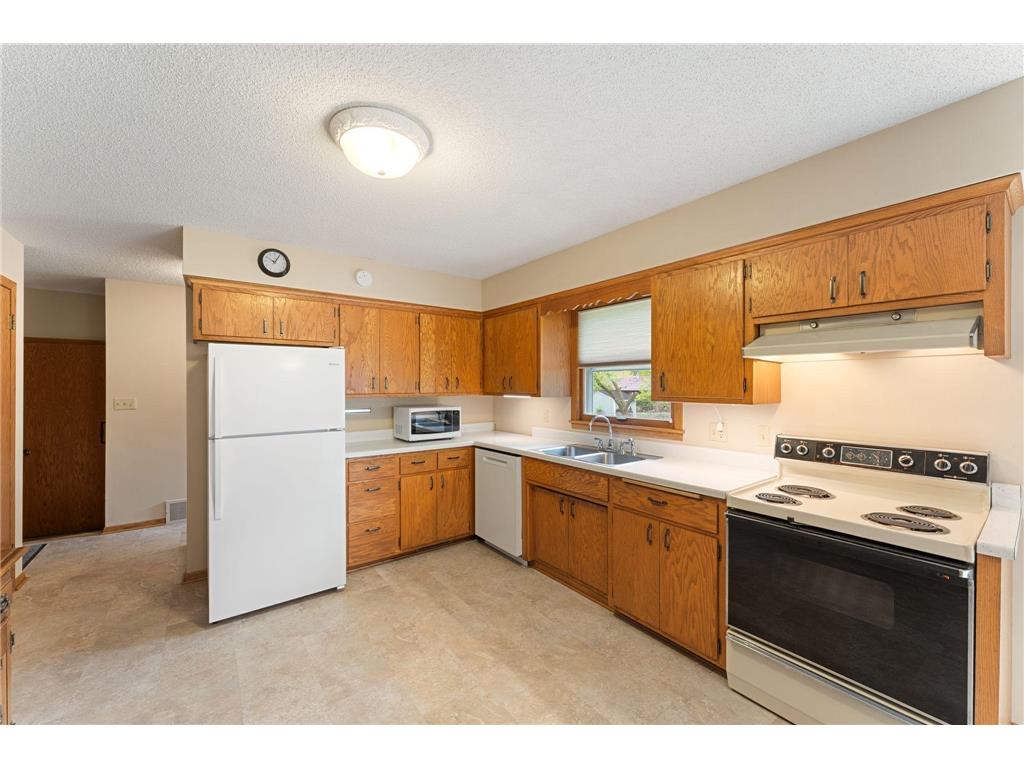 26 W Sandra Lee Drive Saint Paul MN 55119 7069106 image9