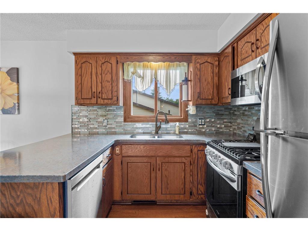 260 107th Lane NW Coon Rapids MN 55448 7082700 image25