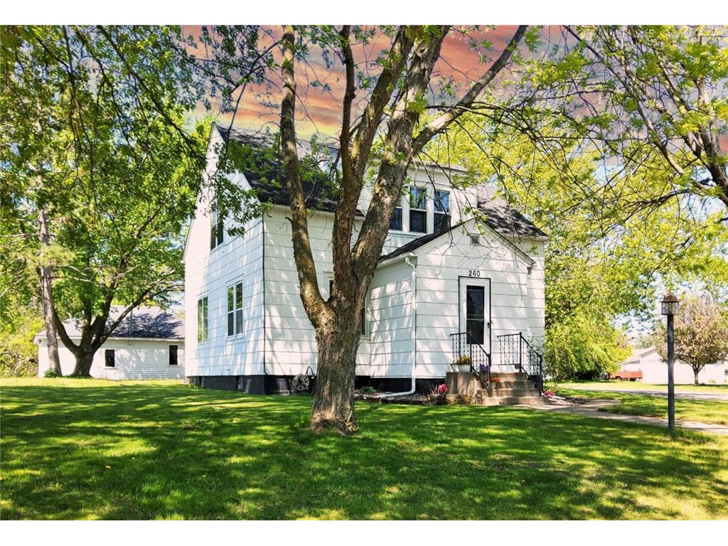 260 2nd Avenue NW Milaca MN 56353 6538900 image1