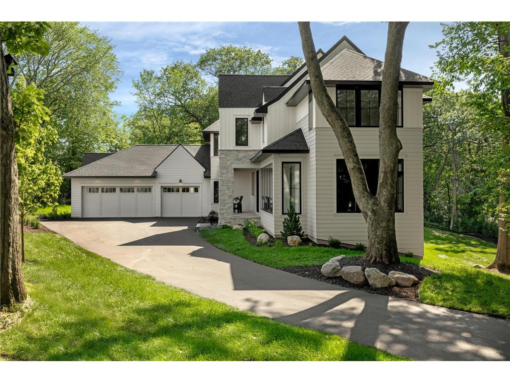 260 Eastwood Court Chanhassen MN 55317 - Riley 6805213 image1