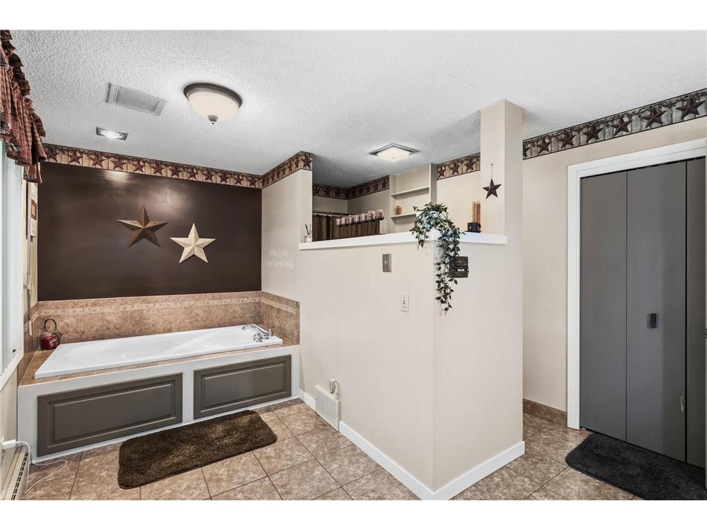 260 Hi Mae Circle Lester Prairie MN 55354 7090309 image20