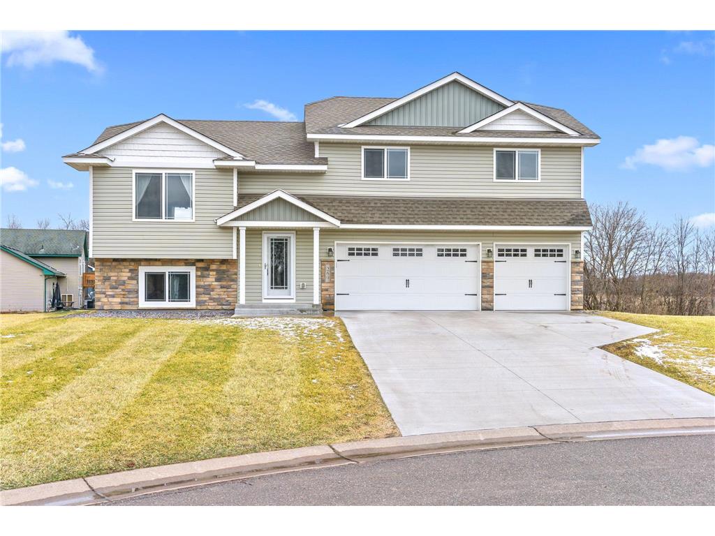 260 N Benet Avenue Rush City MN 55069 6696767 image1