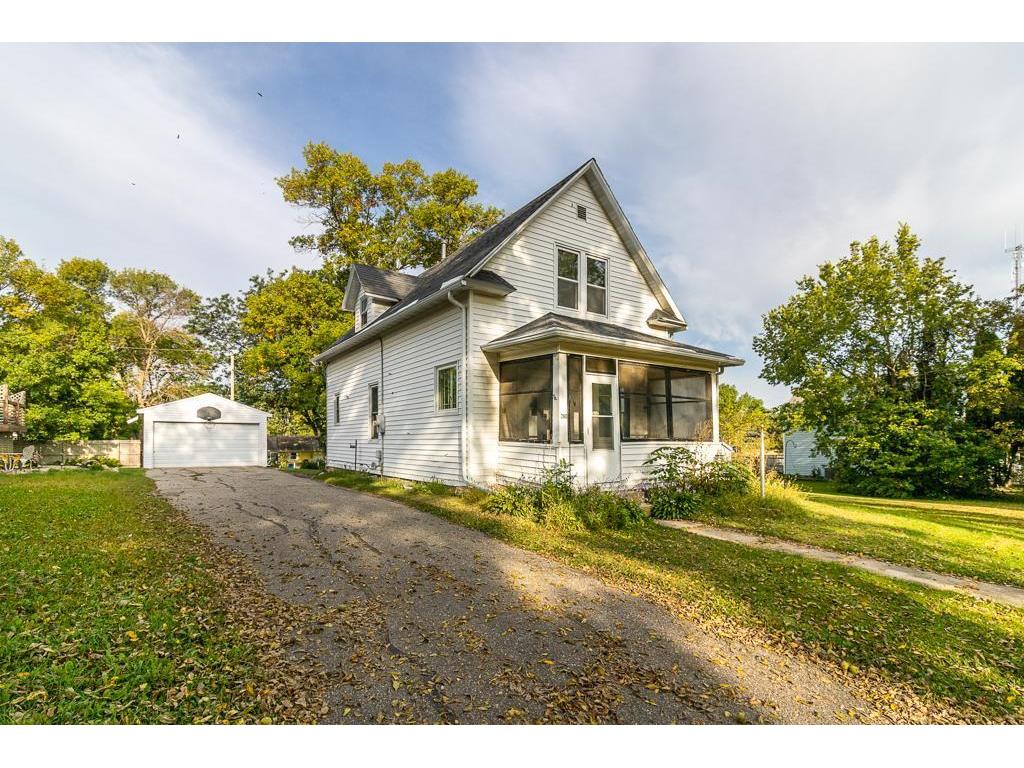 260 S Park Avenue Le Center MN 56057 6789210 image1