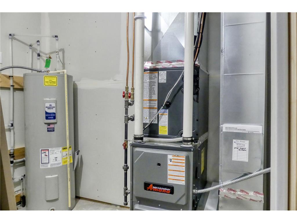 260 Spring Street Osceola WI 54020 6688931 image12