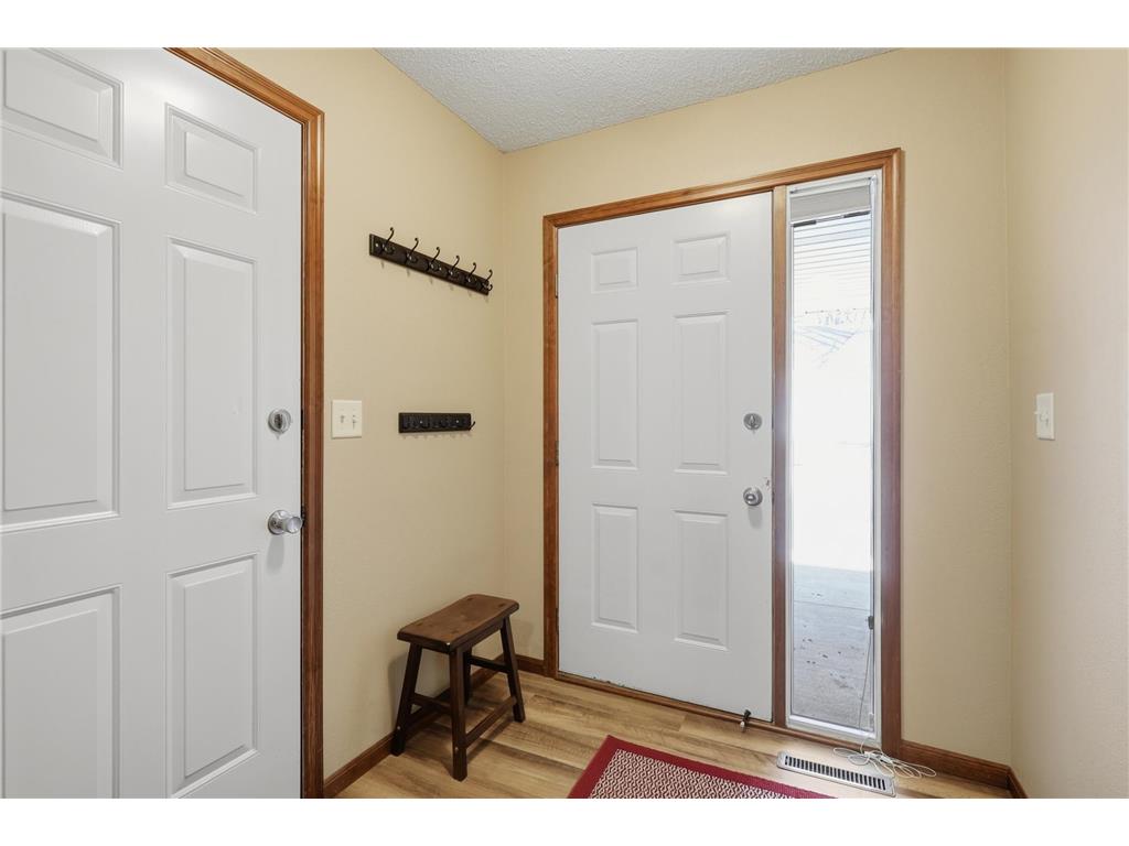 260 Waite Avenue S Saint Cloud MN 56301 7073355 image2