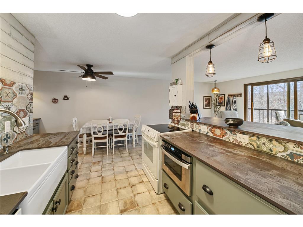 260 Westview Drive #213 West Saint Paul MN 55118 7023177 image1