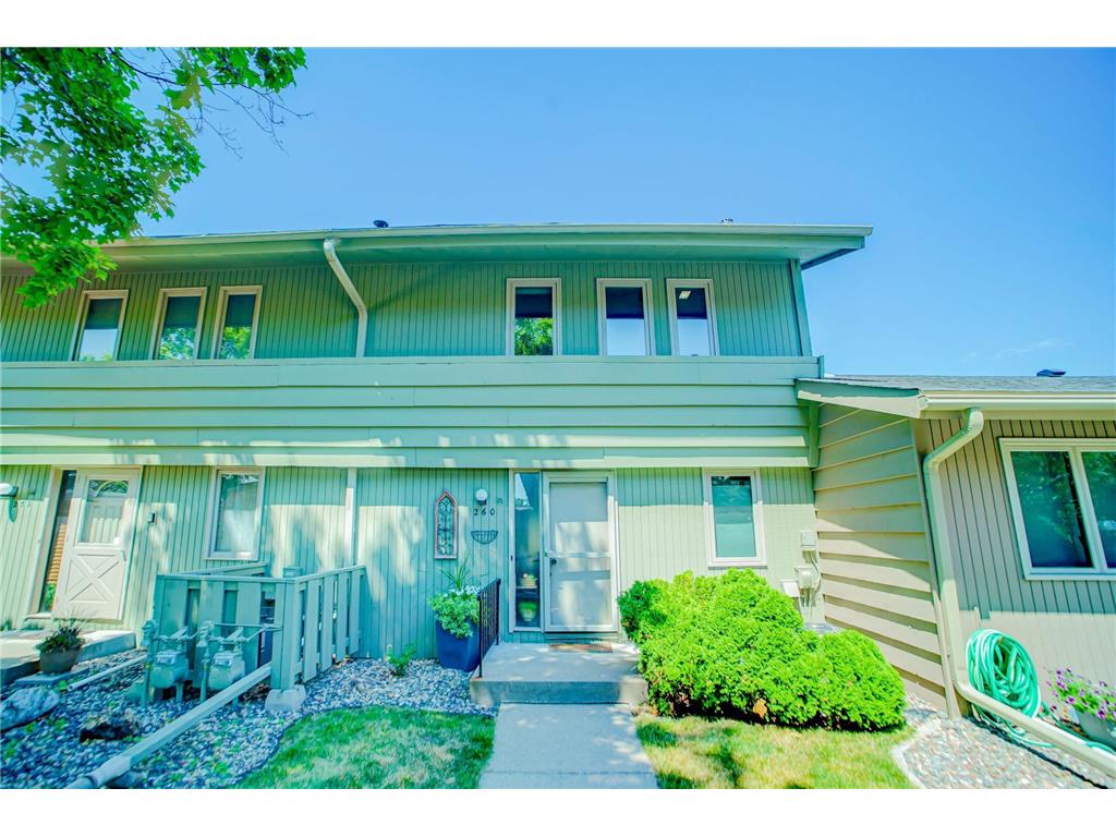 260 Windsor Lane, New Brighton, MN 55112 MLS 6237070 Edina Realty