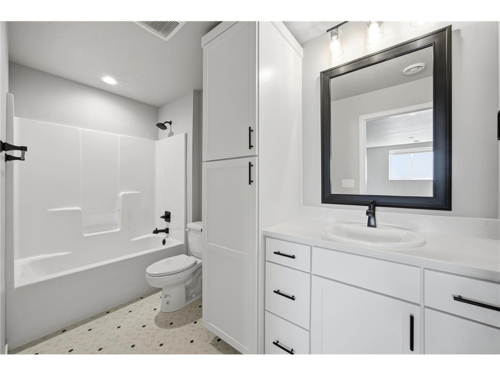 2600 74th Avenue S Fargo ND 58104 7080761 image24