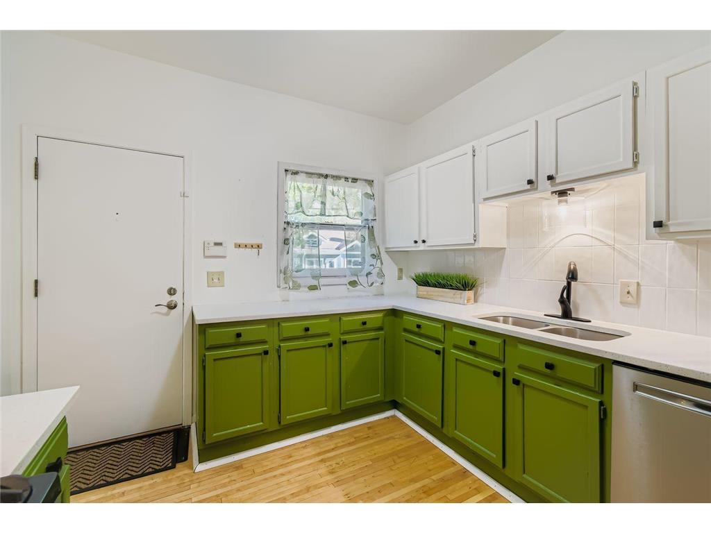 2600 Plymouth Avenue N #A Minneapolis MN 55411 6809294 image8