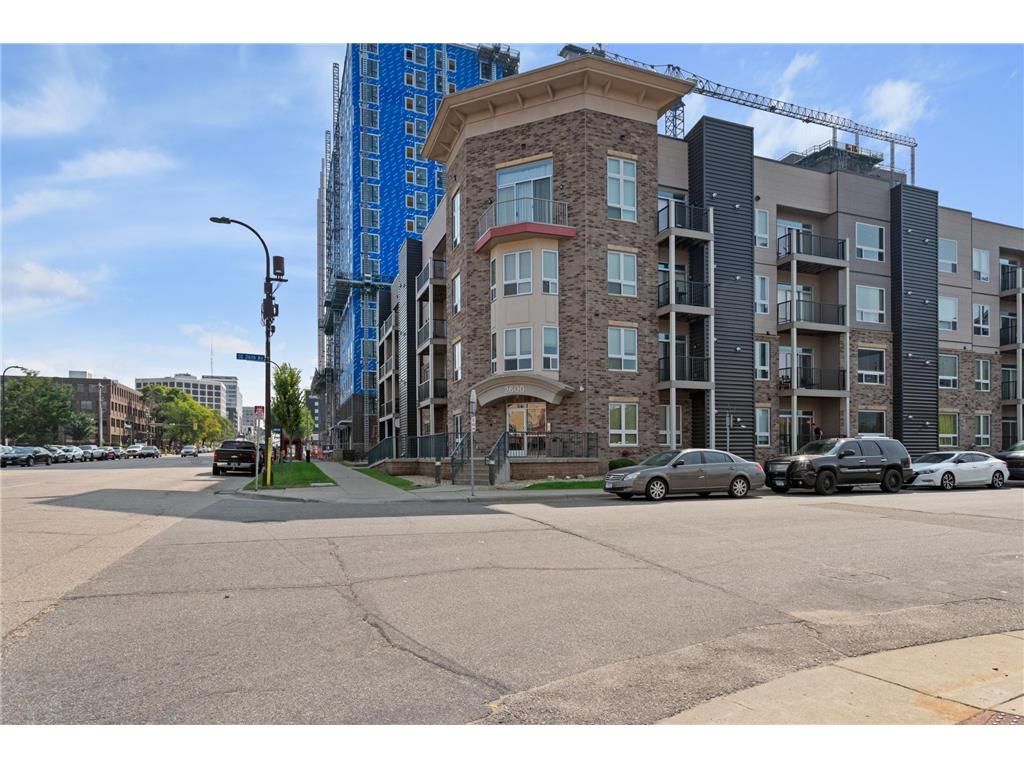2600 University Ave SE #101 Minneapolis MN 55414 6681808 image1