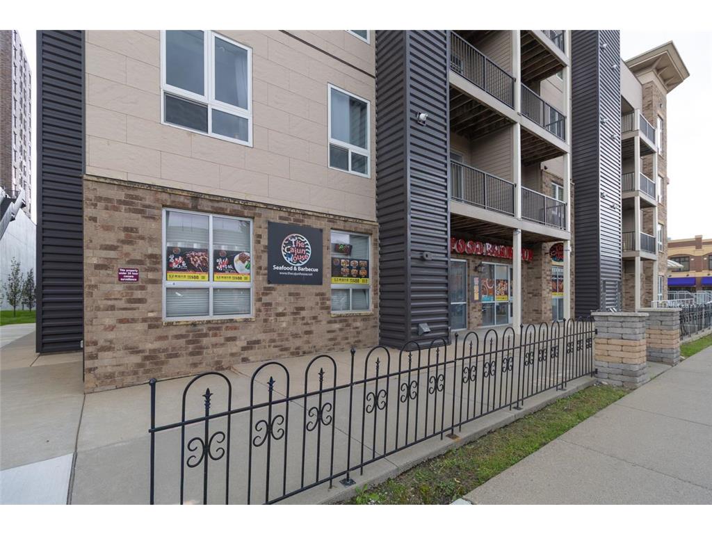 2600 University Avenue SE #409 Minneapolis MN 55414 6792118 image36