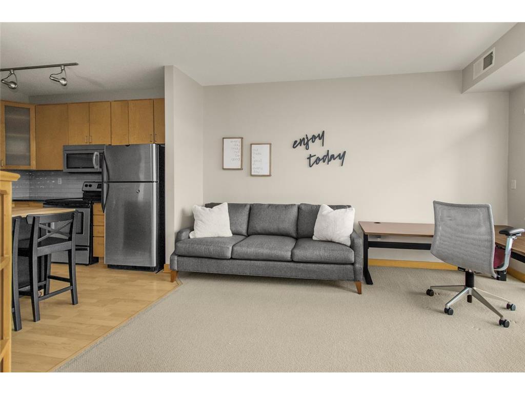 2600 University Avenue SE #409 Minneapolis MN 55414 6792118 image9