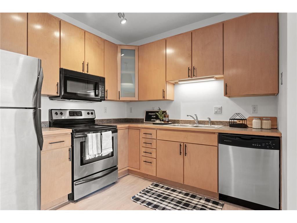 2600 University Avenue SE #411 Minneapolis MN 55414 6313218 image1