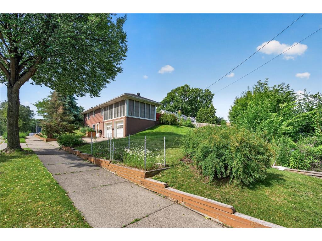 2600 W 60th Street Minneapolis MN 55410 7105735 image25