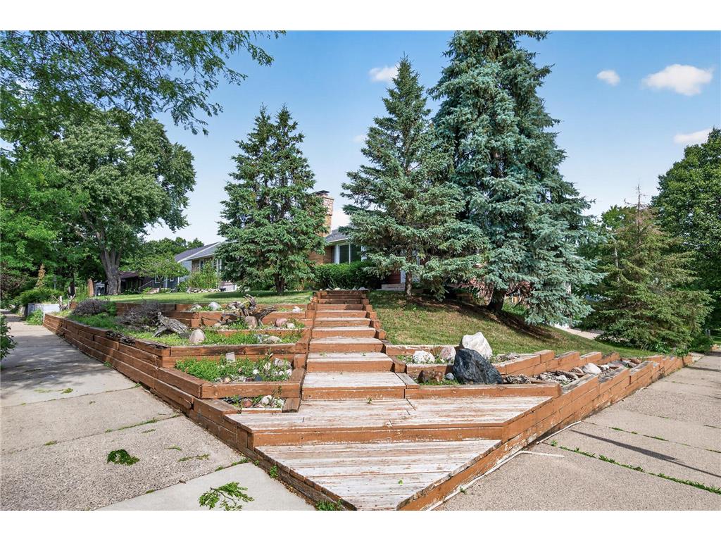 2600 W 60th Street Minneapolis MN 55410 7105735 image3