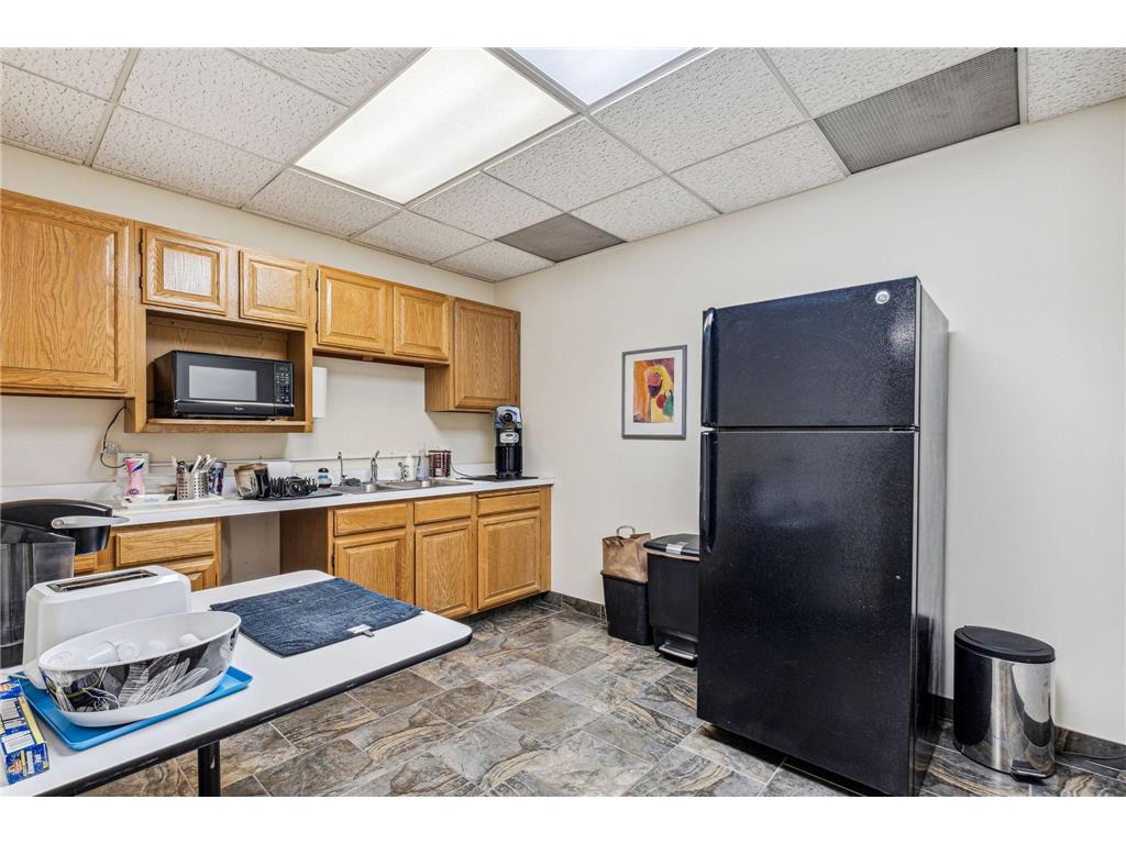 2600 Wayzata Boulevard, Minneapolis, MN, 55405 MLS 6469926 Edina