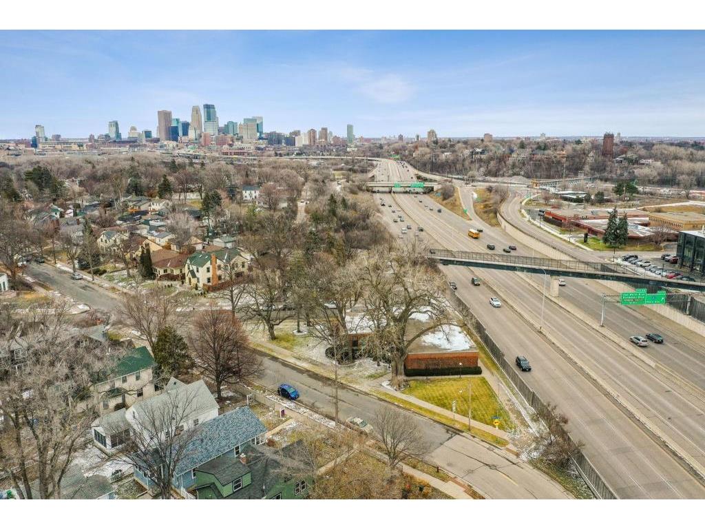 2600 Wayzata Boulevard Minneapolis MN 55405 6735864 image3