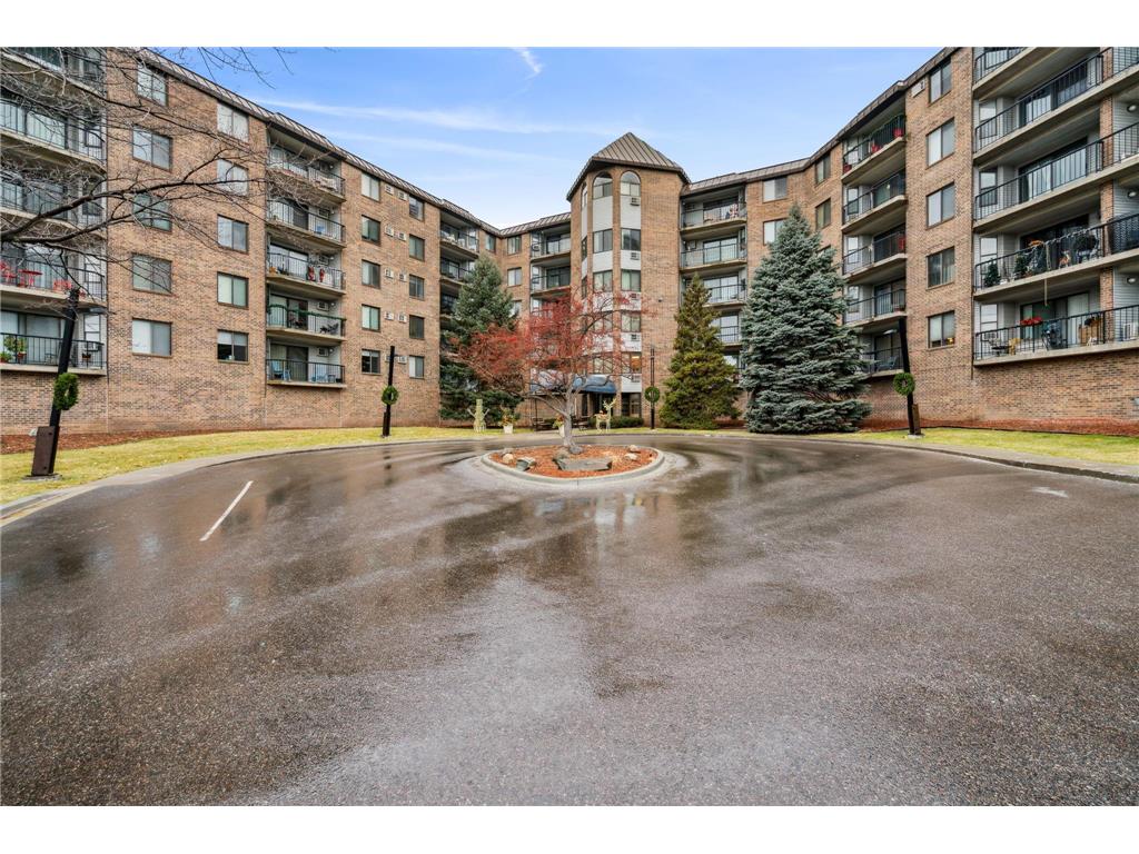 2601 Kenzie Terrace #317 Saint Anthony MN 55418 6470028 image1