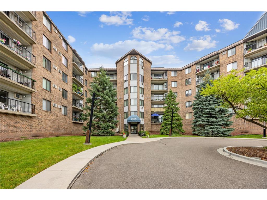2601 Kenzie Terrace #324 Saint Anthony MN 55418 6563026 image1