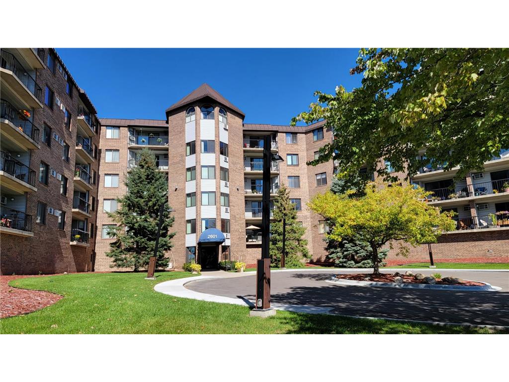 2601 Kenzie Terrace #409 Saint Anthony MN 55418 6584847 image1