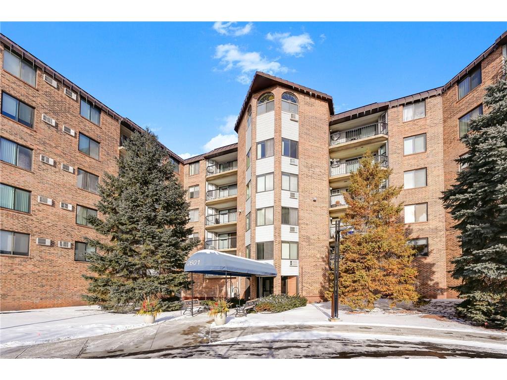 2601 Kenzie Terrace #425 Saint Anthony MN 55418 7012125 image1
