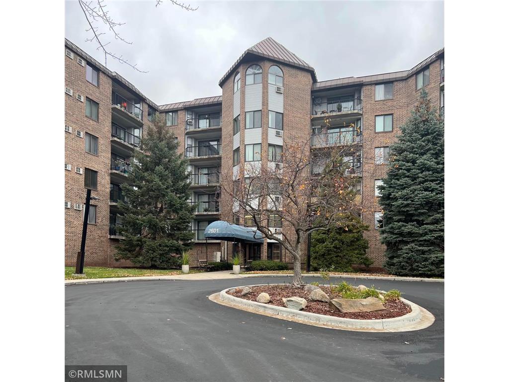 2601 Kenzie Terrace #426 Saint Anthony MN 55418 6638891 image1