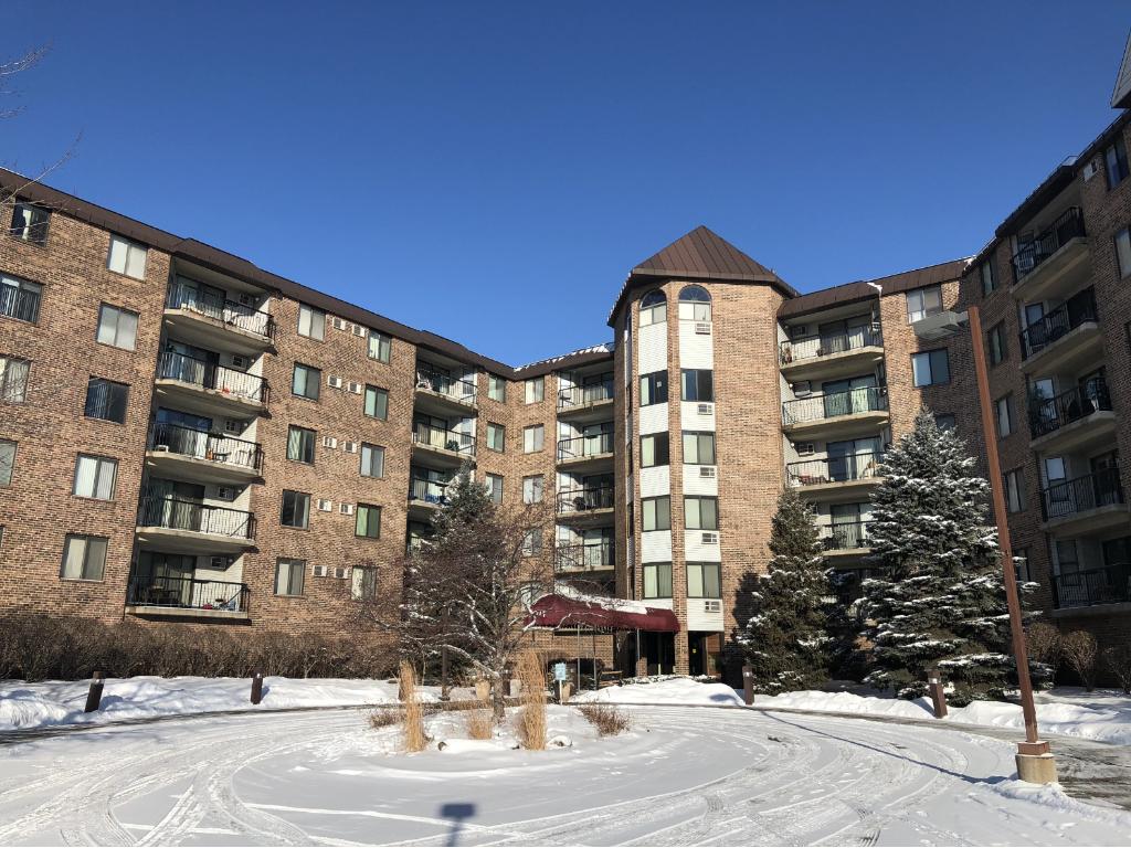 2601 Kenzie Terrace 526, Saint Anthony, MN 55418 MLS 4905930