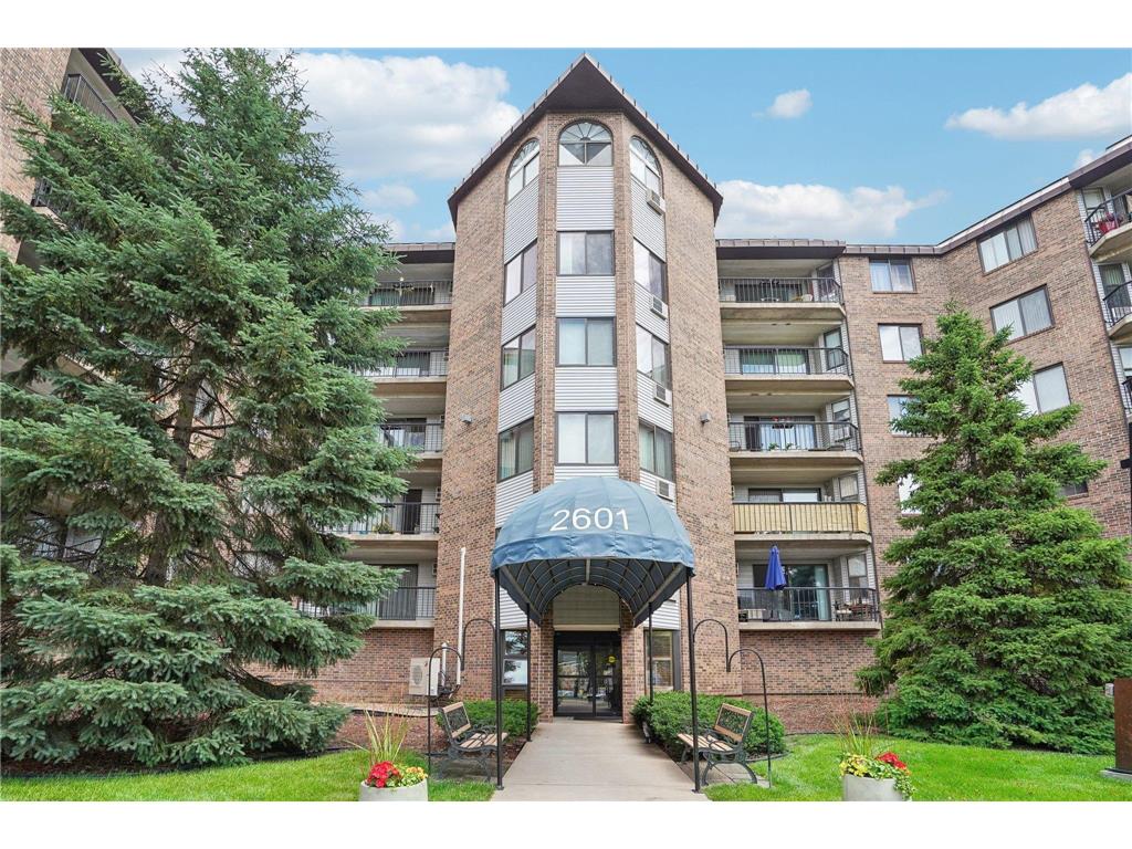 2601 Kenzie Terrace #530 Saint Anthony MN 55418 6541782 image1