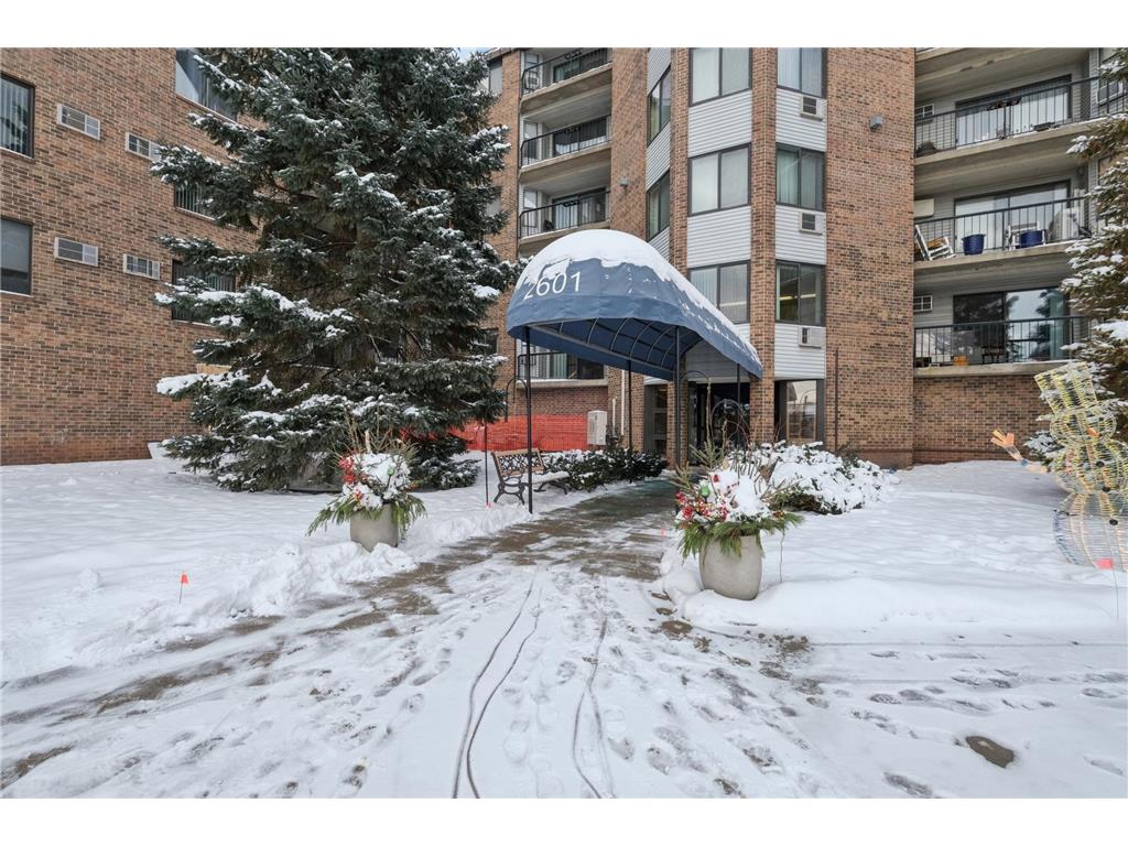 2601 Kenzie Terrace #531 Saint Anthony MN 55418 6824193 image1