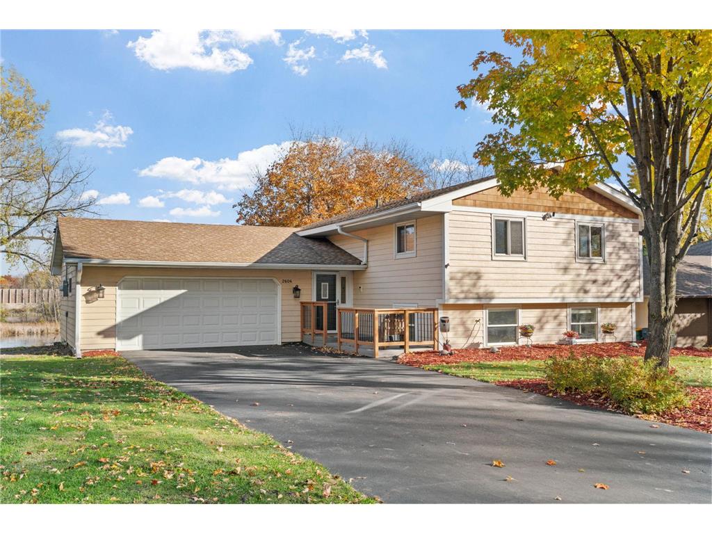 2604 Lake Shore Avenue Little Canada MN 55117 - Savage 6809058 image1