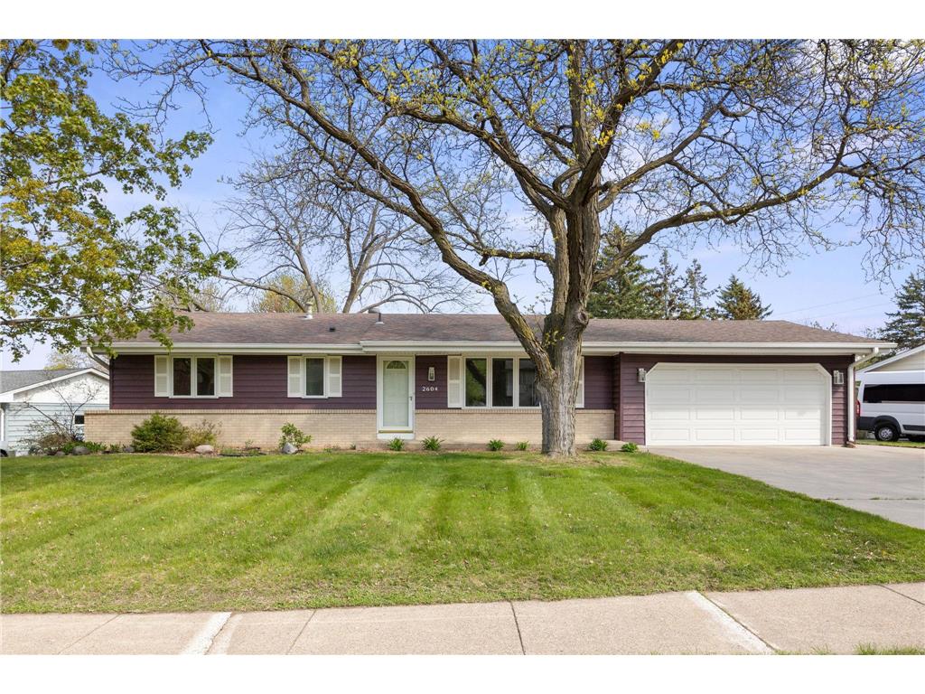 2604 River Hills Drive Burnsville MN 55337 6655165 image1