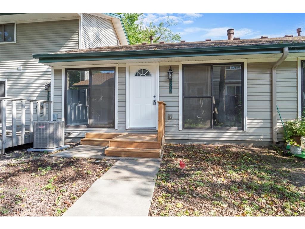 2604 Shenandoah Lane N Plymouth MN 55447 6776698 image1